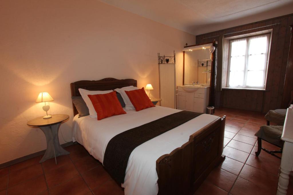 Auberge De L'Echauguette Mont-Dauphin Room photo